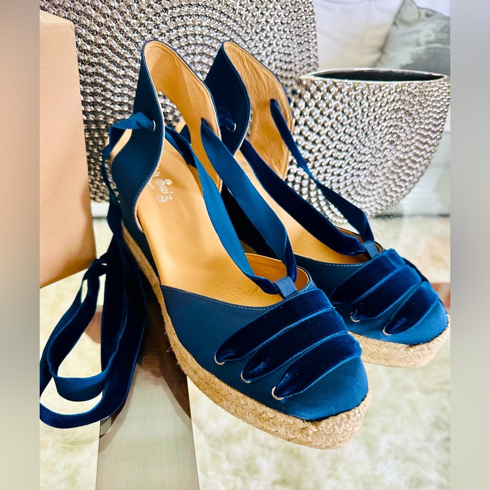 Carmen Saiz Women Blue Satin Suede Closed Toe Lace Up Leather Platform Wedges 11